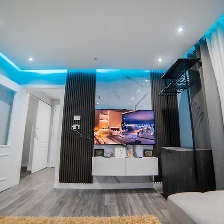 Luxury Near Center Dom wakacyjny Tirana